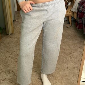Aritzia Light Gray Sweatfleece Joggers
